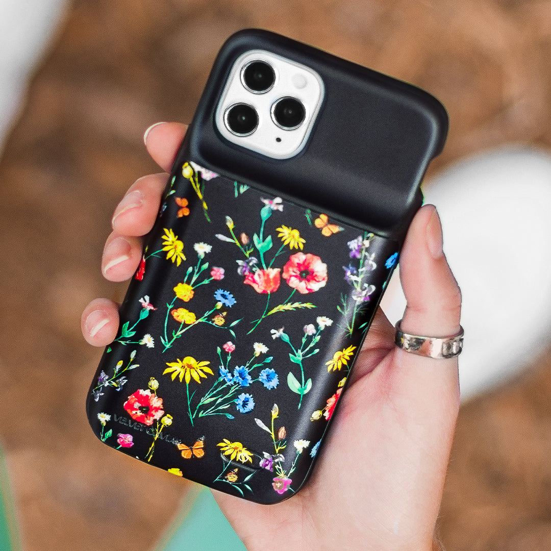 VELVET CAVIAR Wildflower Charging Case - Thumbnail 2