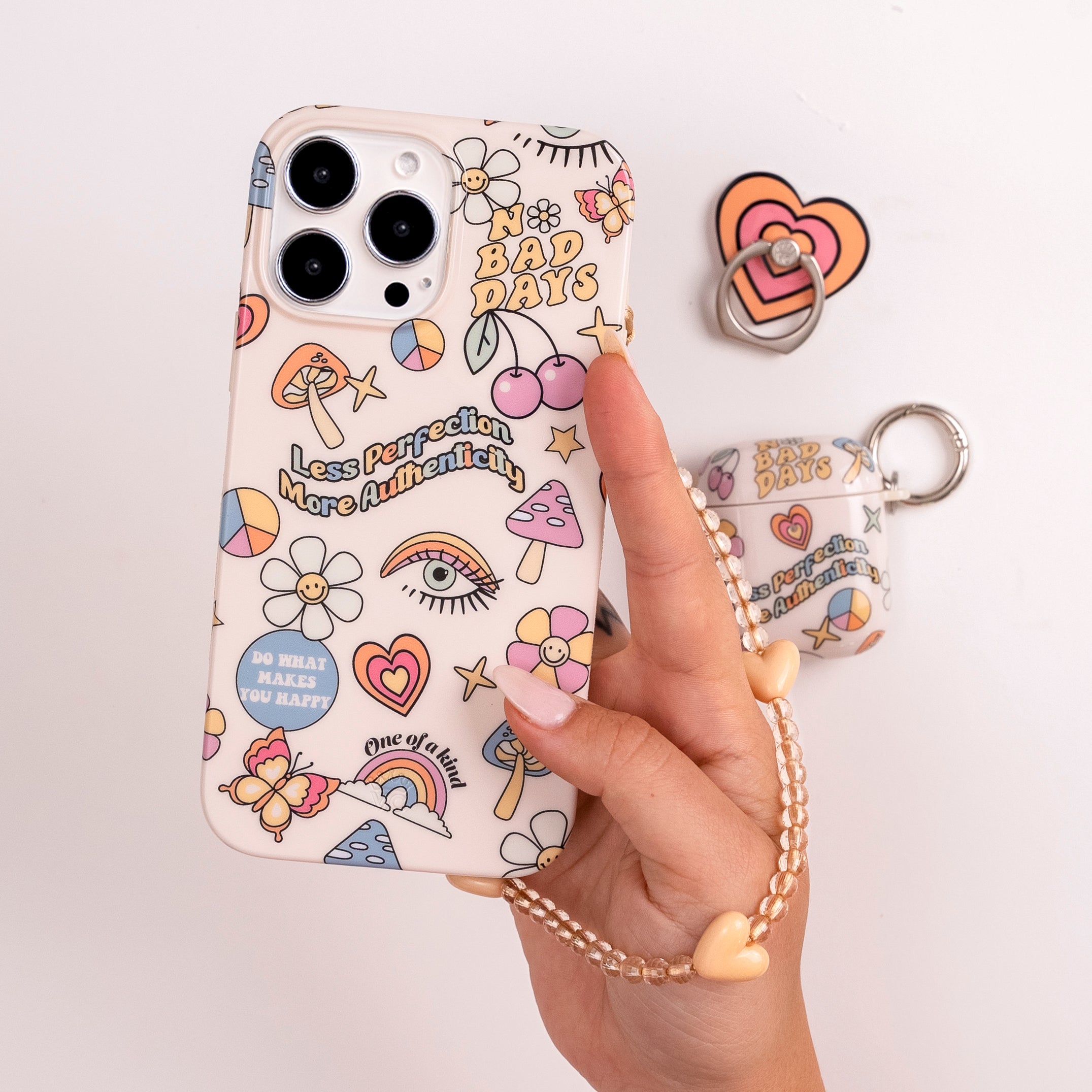 Nude Heart Phone Charm – VelvetCaviar.com