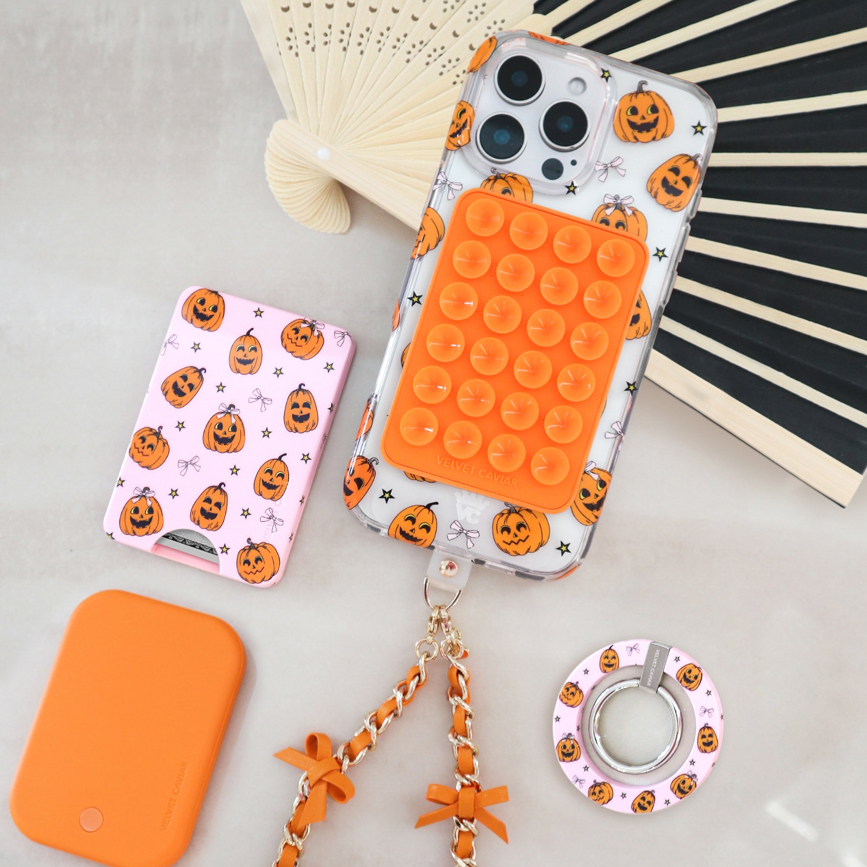 VELVET CAVIAR Bow Leather Chain Phone Charm - Thumbnail 3