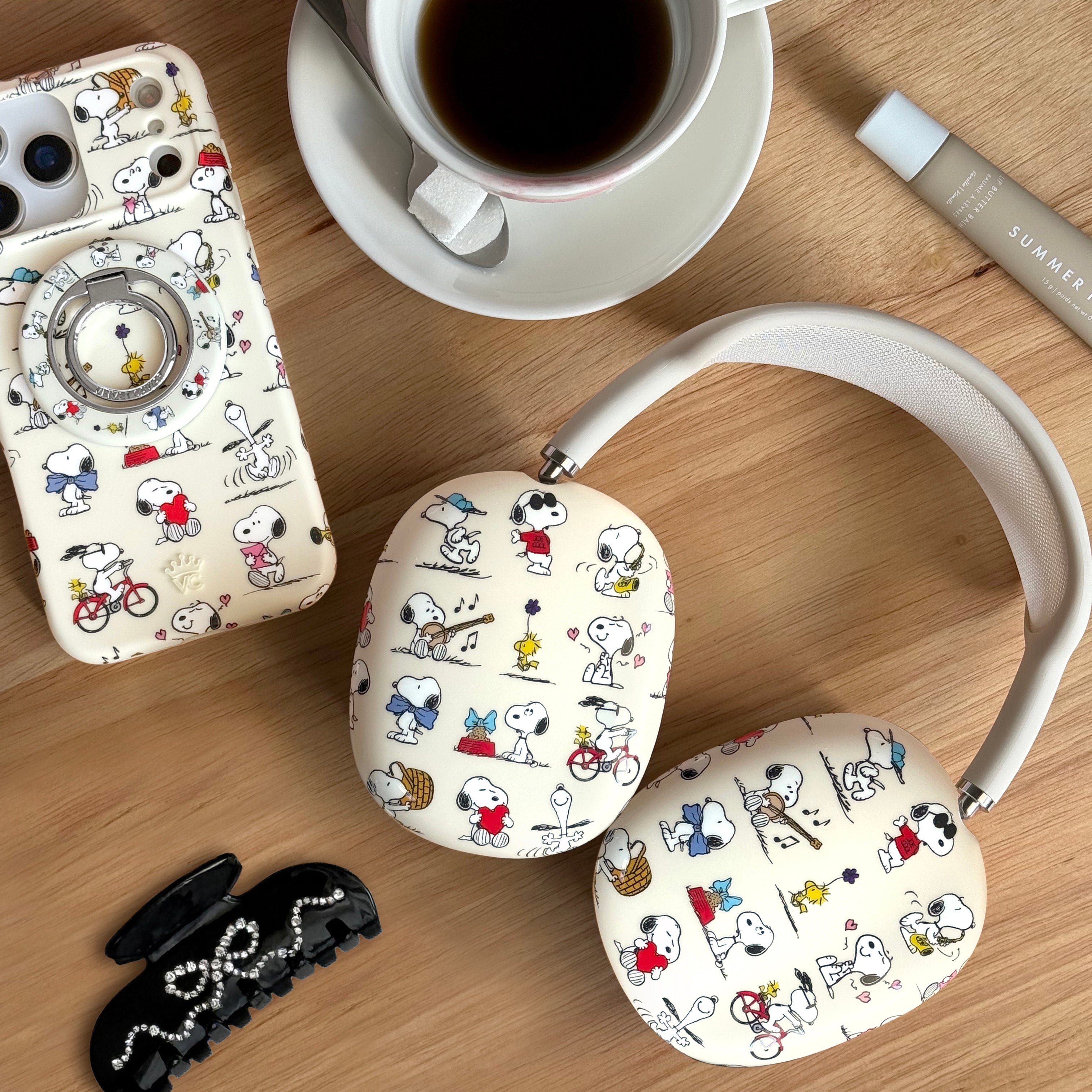 Velvet Caviar Snoopy Moods AirPod Max Case - Thumbnail 2