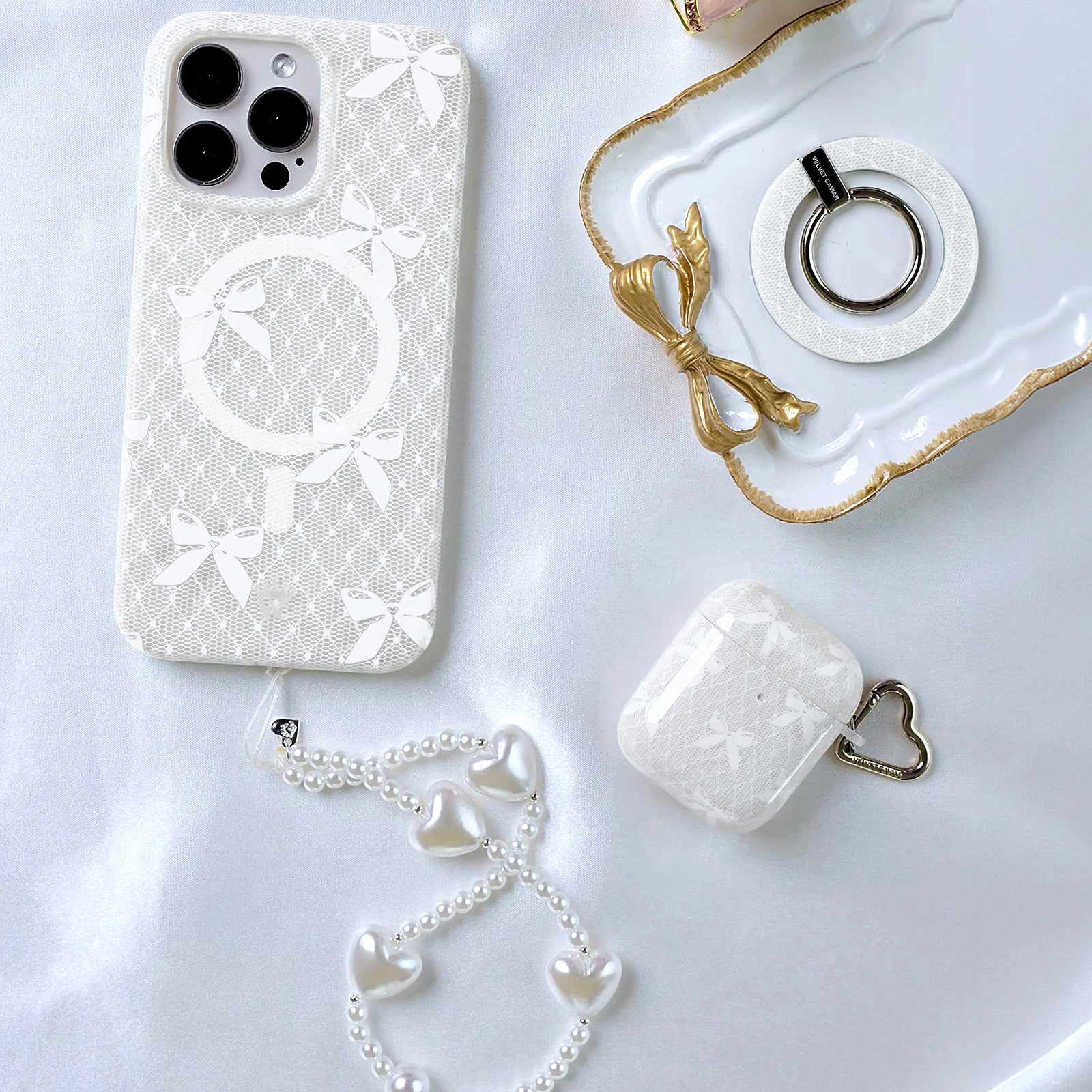 Vintage Pearl Heart Phone Charm - Thumbnail 3